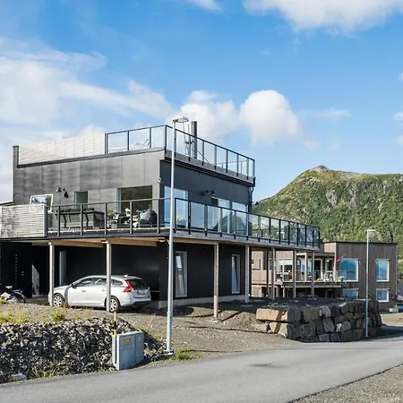 Holiday home Nydelig Moderne Med Fantastisk Beliggenhet.