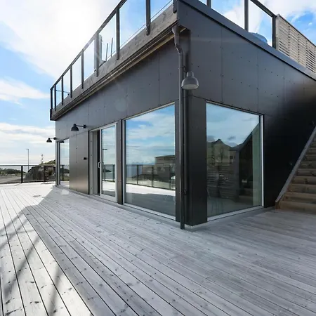 Nydelig Moderne Med Fantastisk Beliggenhet. Holiday home
